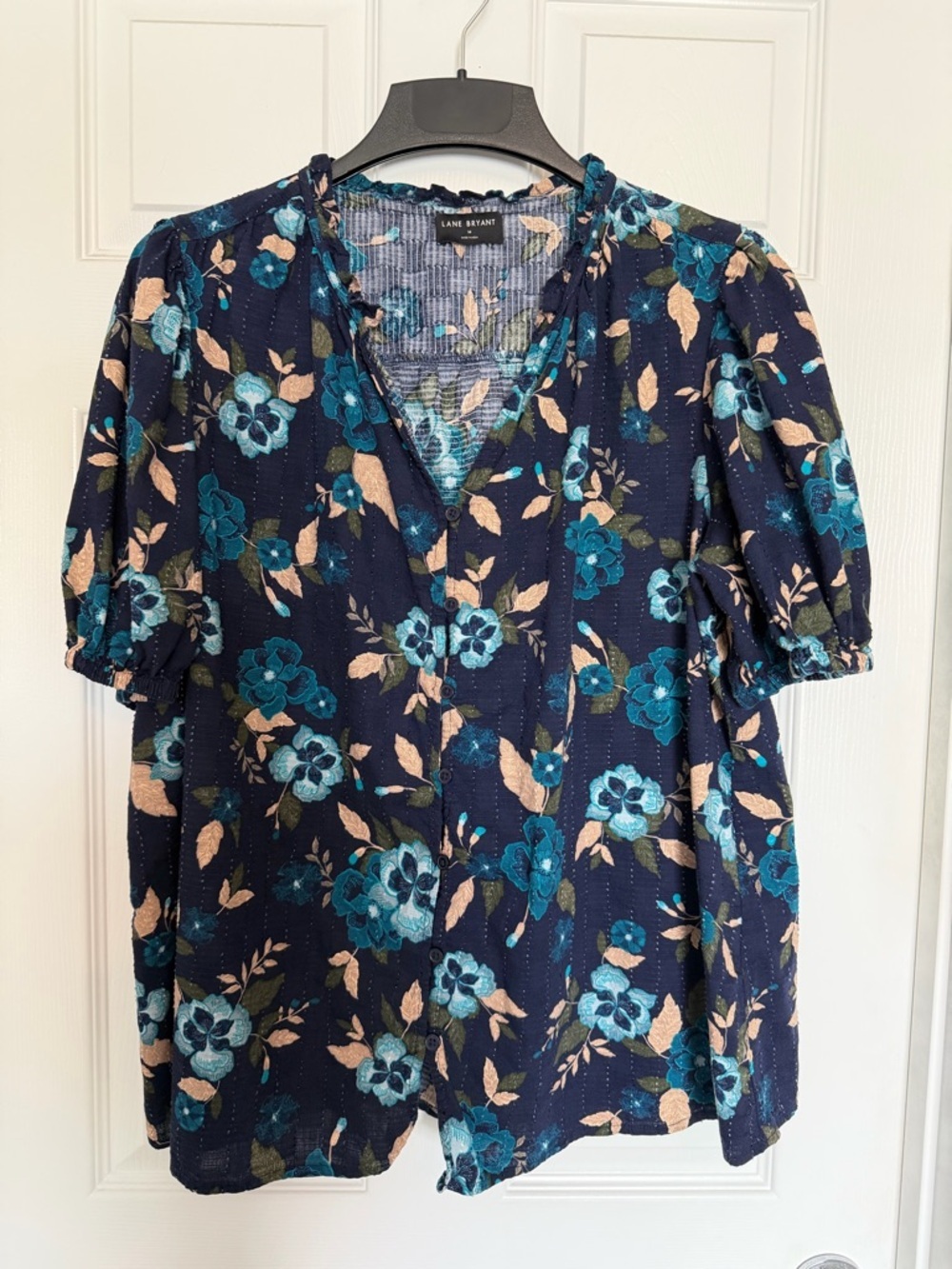 Lane Bryant Navy Floral V-Neck Puff Sleeve Blouse